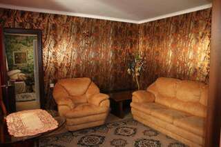 Мини-отель Камея Севастополь Cемейный номер с собственной ванной комнатой-3